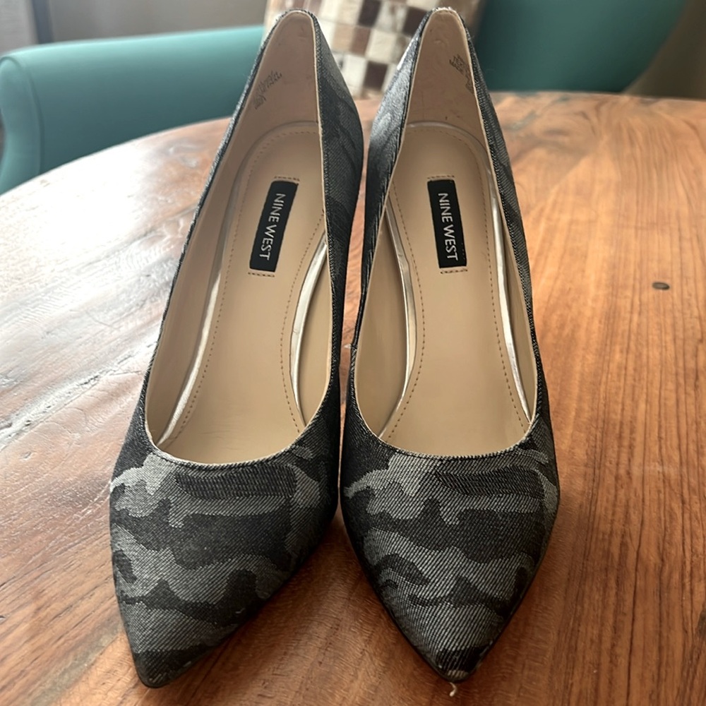 Nine West Black and Grey Camo 4” heels.
